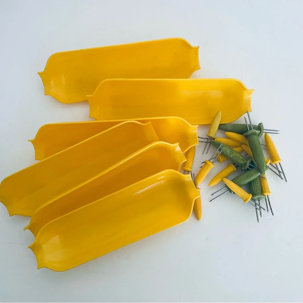 Vintage retro set of seven plastic yellow Corn on the Cob dishes & Skewers